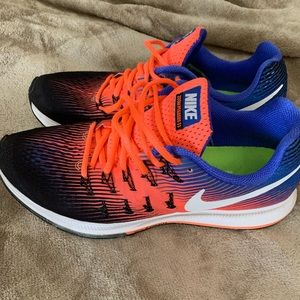 Nike Zoom size 10 mens blue and orange